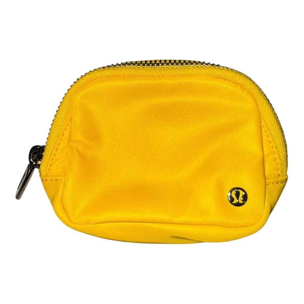 Lululemon Everywhere Belt Bag Nano Maize Yellow NWT - Picture 1 of 4